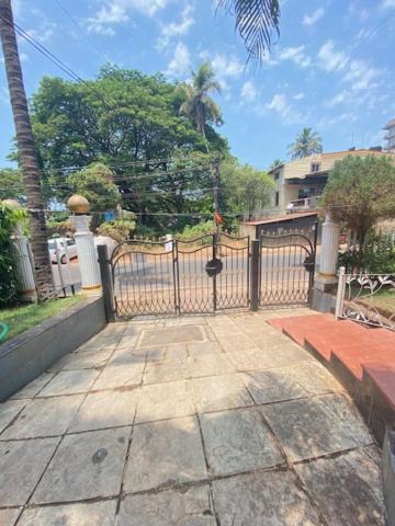 Felix Homestay Enclave Панаджи Экстерьер фото